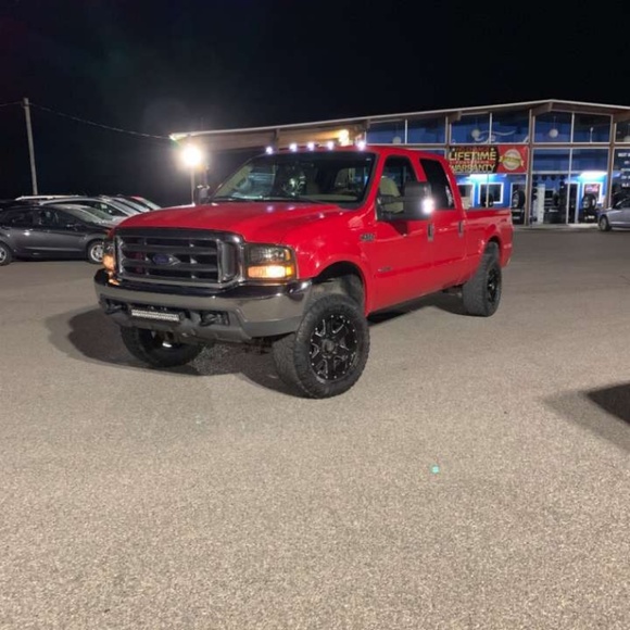 Meet your Posher, Hunter - Picture 1 of 1